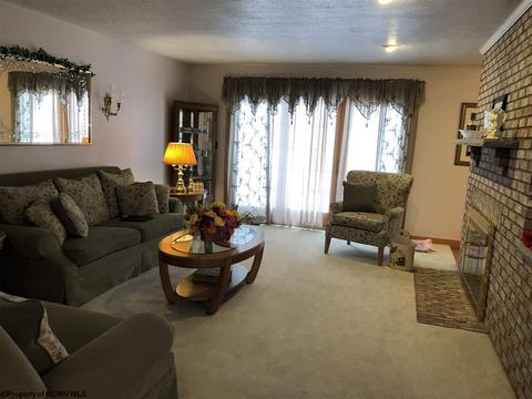 1505 Daybrook Rd, Fairview, WV 26570 photo 3