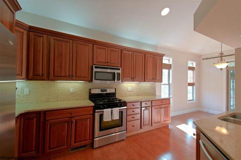 20 Round Table Ct, Morgantown, WV 26508 photo 6