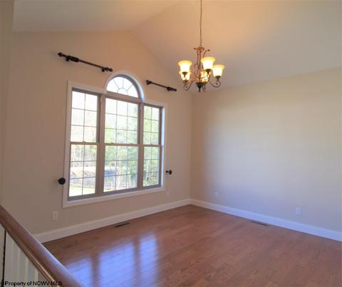 20 Round Table Ct, Morgantown, WV 26508 photo 8