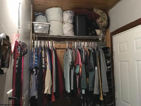 219 Perdue St, Baxter, WV 26554 photo 5