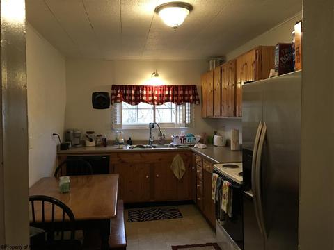 219 Perdue St, Baxter, WV 26554 photo 10