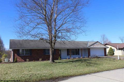 199 Ridgeway Dr, Bridgeport, WV 26330 photo 1