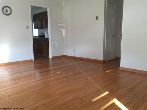 60 Circle Dr, Beverly, WV 26253 photo 9