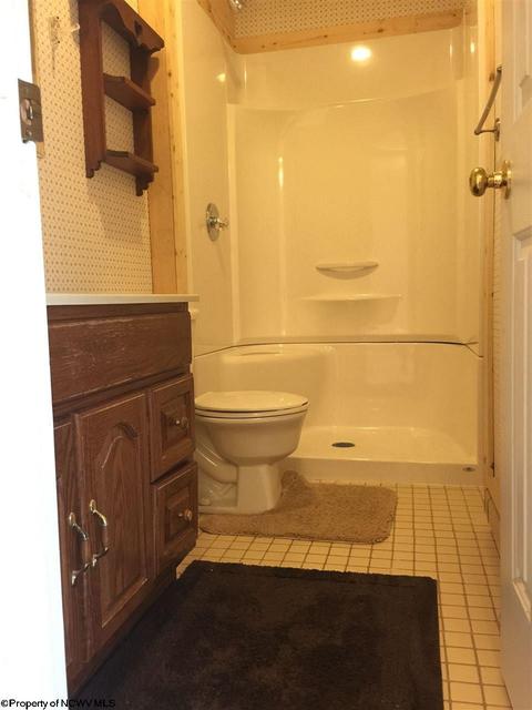 60 Circle Dr, Beverly, WV 26253 photo 6