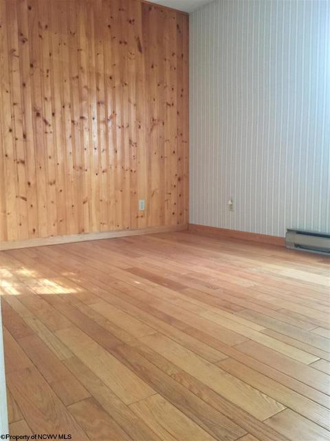 60 Circle Dr, Beverly, WV 26253 photo 4