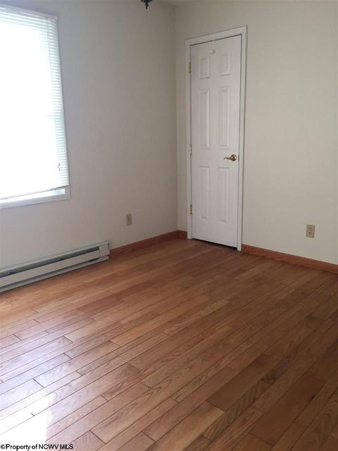 60 Circle Dr, Beverly, WV 26253 photo 3