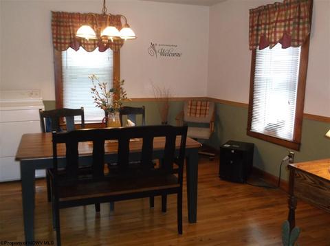 321 E Seventh St, Weston, WV 26452 photo 14