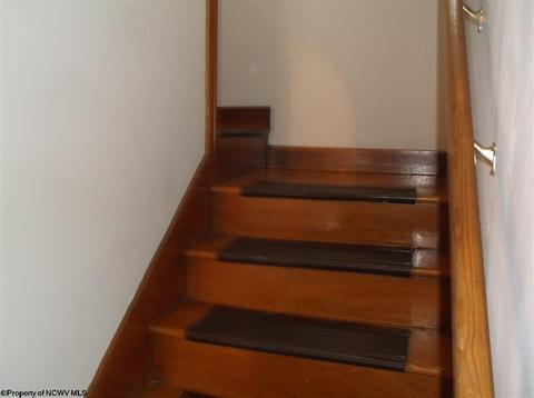 321 E Seventh St, Weston, WV 26452 photo 17