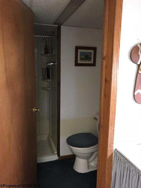 120 Blaker St, Fairview, WV 26570 photo 13