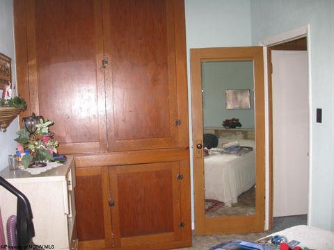 302 Cherry St, Bridgeport, WV 26330 photo 16