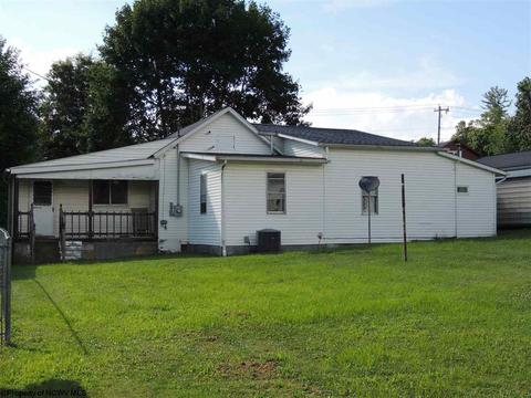 51 Moore St, Salem, WV 26426 photo 16