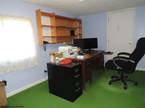 51 Moore St, Salem, WV 26426 photo 6