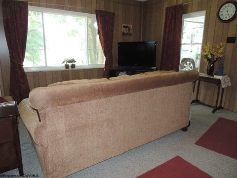 51 Moore St, Salem, WV 26426 photo 11