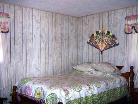 116 Washington St, Fairview, WV 26570 photo 14