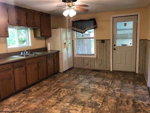 1808 Hagans Rd, Core, WV 26541 photo 3