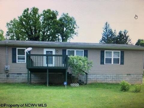 182 N Baxter St, Sutton, WV 26601 photo 1