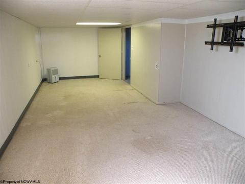 324 Perdue St, Baxter, WV 26560 photo 7