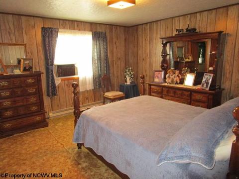 34 Robin St, Beverly, WV 26253 photo 12