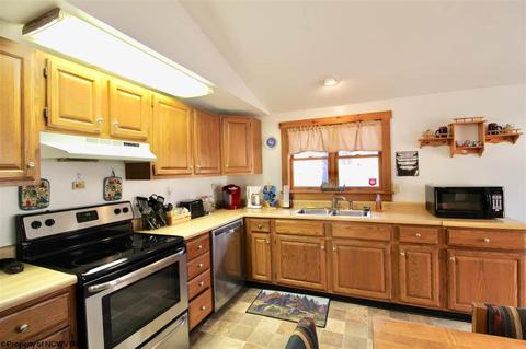 1375 E Alpine Dr, Terra Alta, WV 26764 photo 8