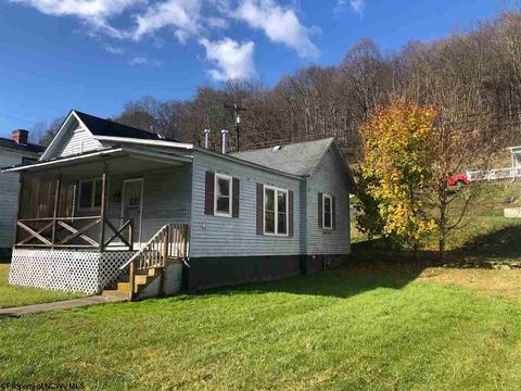 252 E Main St, Salem, WV 26426 photo 8