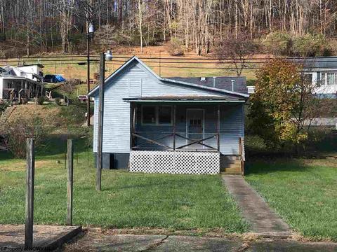 252 E Main St, Salem, WV 26426 photo 1