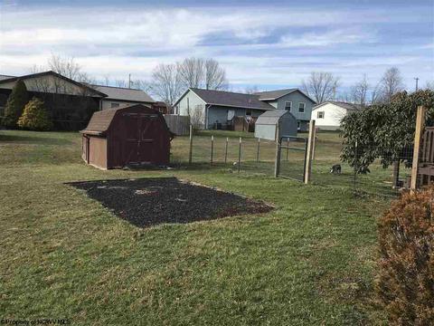 139 Vector Ave, Elkins, WV 26241 photo 3