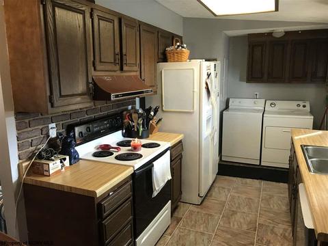 139 Vector Ave, Elkins, WV 26241 photo 13