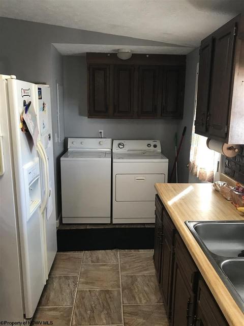 139 Vector Ave, Elkins, WV 26241 photo 15