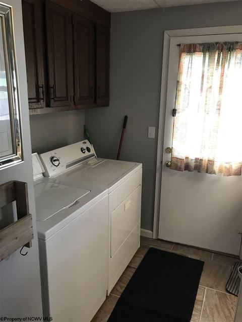 139 Vector Ave, Elkins, WV 26241 photo 10