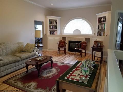 111 Cobblestone Ct, Morgantown, WV 26505 photo 4