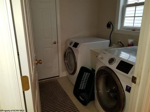 111 Cobblestone Ct, Morgantown, WV 26505 photo 14