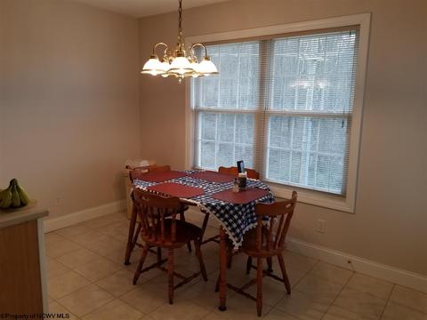 111 Cobblestone Ct, Morgantown, WV 26505 photo 7