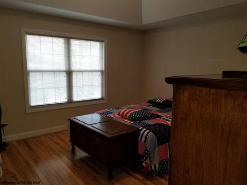 111 Cobblestone Ct, Morgantown, WV 26505 photo 11