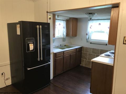 290 Main St, Beverly, WV 26253 photo 4