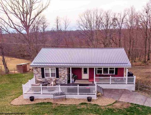 658 Linton Rd, Independence, WV 26374 photo 2