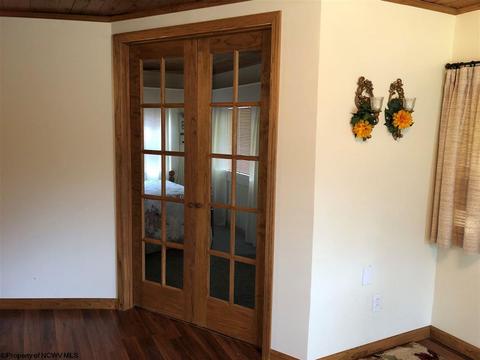 195 N Baxter St, Sutton, WV 26601 photo 8