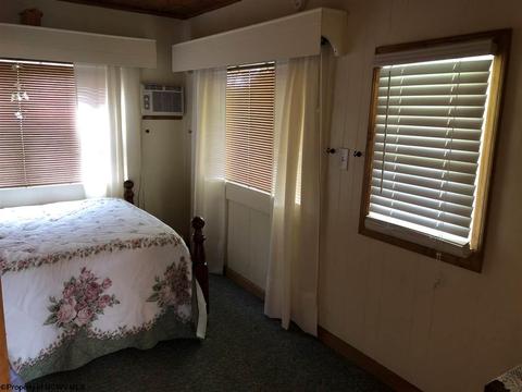 195 N Baxter St, Sutton, WV 26601 photo 10