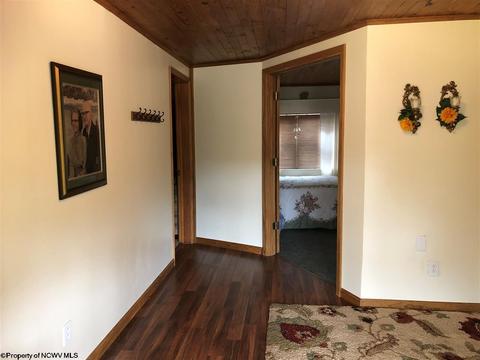 195 N Baxter St, Sutton, WV 26601 photo 9