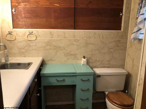 195 N Baxter St, Sutton, WV 26601 photo 18