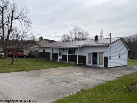 232 Evergreen Dr, Elkins, WV 26241 17 Photos - Movoto