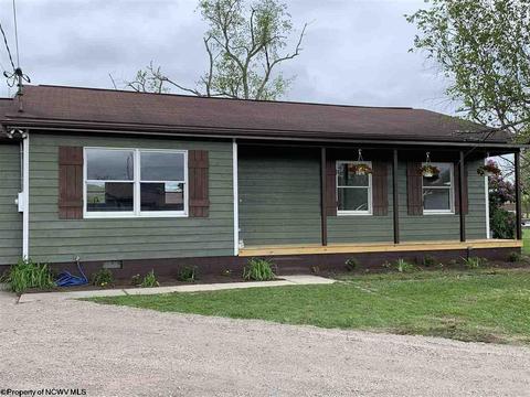 6 Circle Dr, Beverly, WV 26253 photo 2