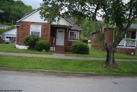 343 Maple Ave, Philippi, WV 26416 photo 1