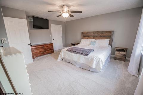 612 Eclipse Dr, Morgantown, WV 26508 photo 13