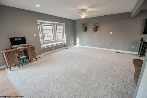 612 Eclipse Dr, Morgantown, WV 26508 photo 5