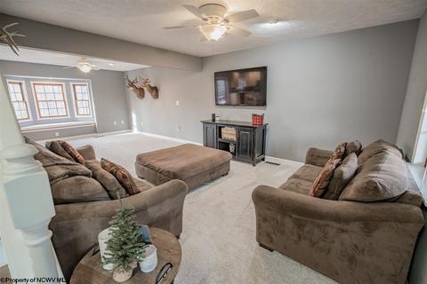 612 Eclipse Dr, Morgantown, WV 26508 photo 9