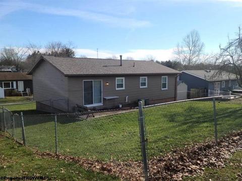7 Rustic Dr, Morgantown, WV 26508 photo 9