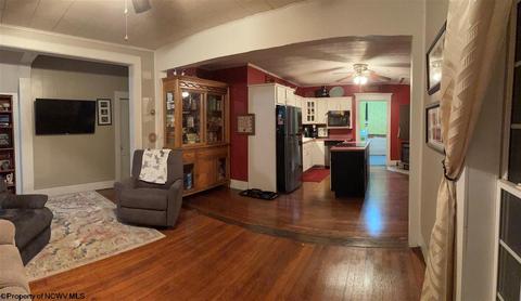 103 S Chestnut St, Sutton, WV 26601 photo 3