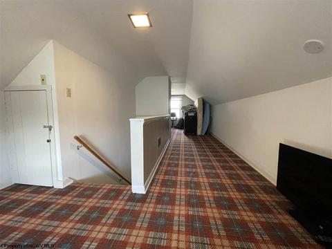 112 E Smith St, Bridgeport, WV 26330 photo 15