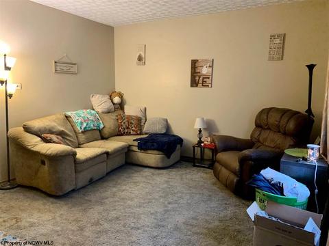 63 Beech Ave, Philippi, WV 26416 photo 3
