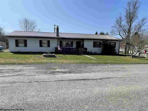 159 Main St, Bretz, WV 26524 photo 1
